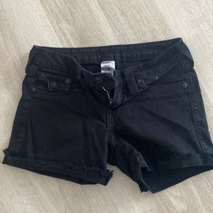 Black mid rise Denim short